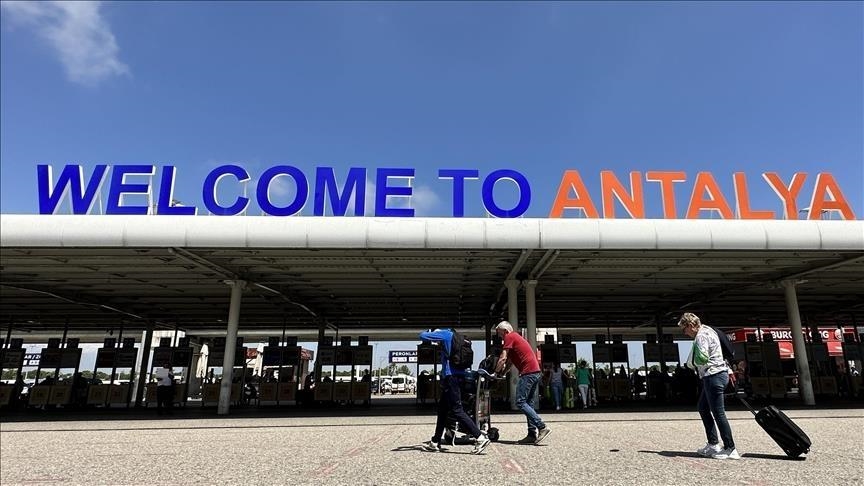 ANTALYA HAVALİMANI'NDA KIRILAN REKOR NEXT SOSYAL'DEN DUYURULDU