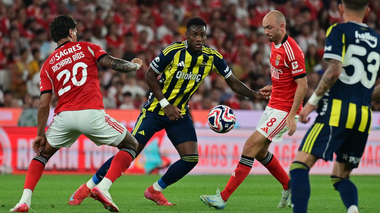 FENERBAHÇE ÇARŞAMBA GÜNÜ BENFİCA'YI AĞIRLAYACAK