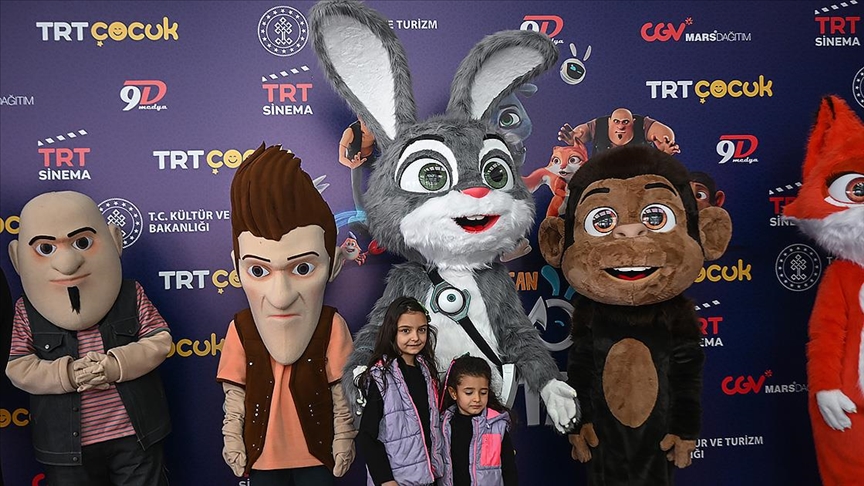 "Akıllı Tavşan Momo: Büyük Takip" filminin yurt dışı macerası sürüyor