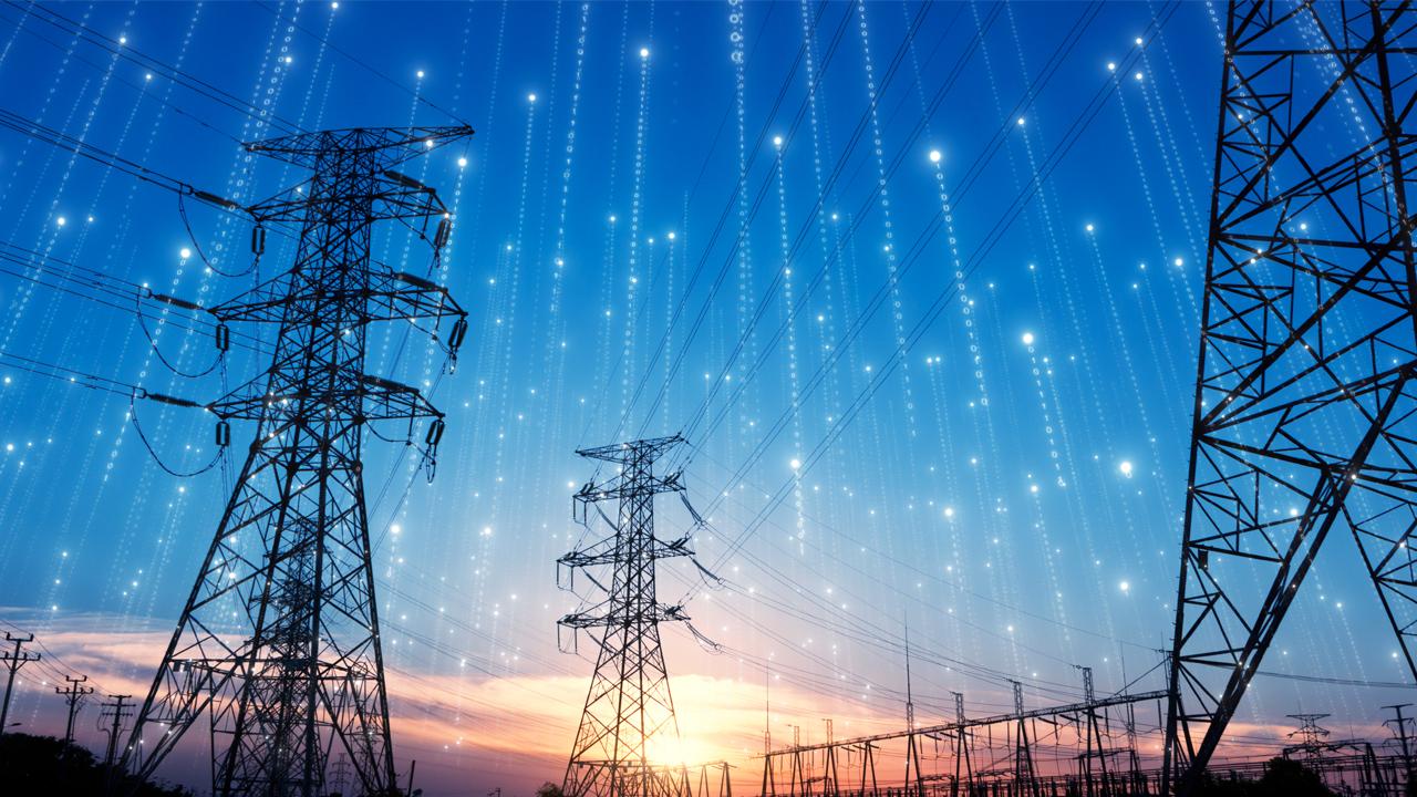 TÜRKİYE'NİN ELEKTRİK KURULU GÜCÜ 120 BİN MEGAVATI AŞTI