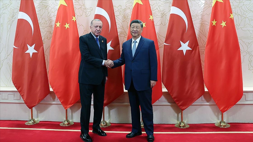 CUMHURBAŞKANI ERDOĞAN, ÇİN DEVLET BAŞKANI Şİ CİNPİNG İLE BİR ARAYA GELDİ
