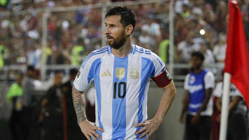LİONEL MESSİ, ARJANTİN'DEKİ SON MİLLİ MAÇINDA 2 GOL ATTI
