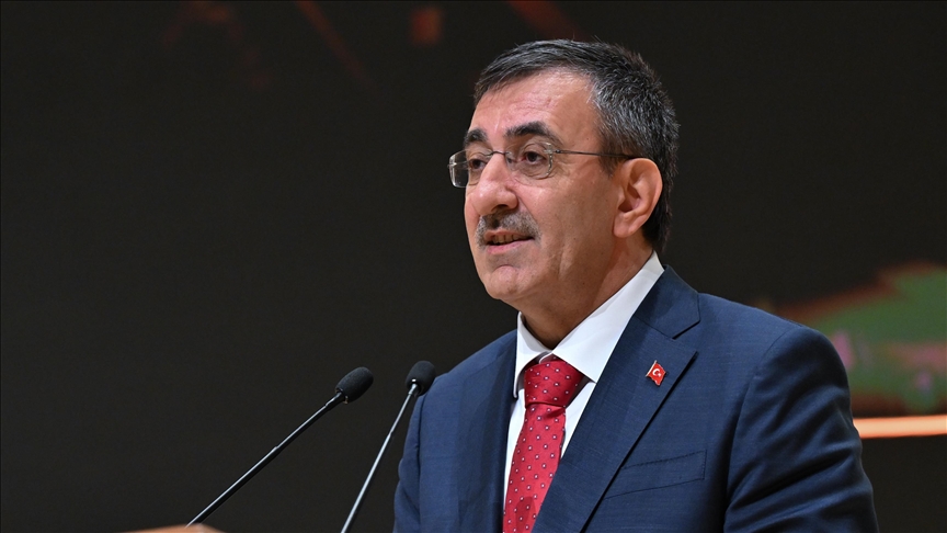 CUMHURBAŞKANI YARDIMCISI YILMAZ: ORTA VADELİ PROGRAM SONUNDA ENFLASYONUN TEK HANEYE KALICI İNMESİNİ HEDEFLİYORUZ