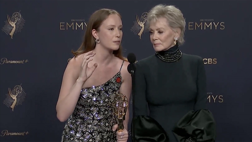 EMMY ÖDÜLÜ KAZANAN YAHUDİ AKTRİST EİNBİNDER'DEN "FİLİSTİN'E ÖZGÜRLÜK" ÇAĞRIS