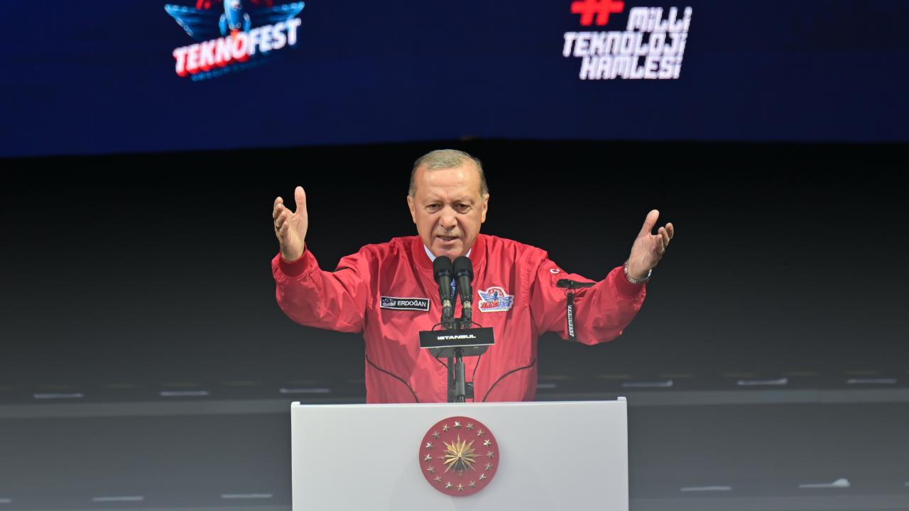 Cumhurbaşkanı Erdoğan: Kudüs-ü Şerif’e ait tek bir çakıl taşını dahi vermeyiz