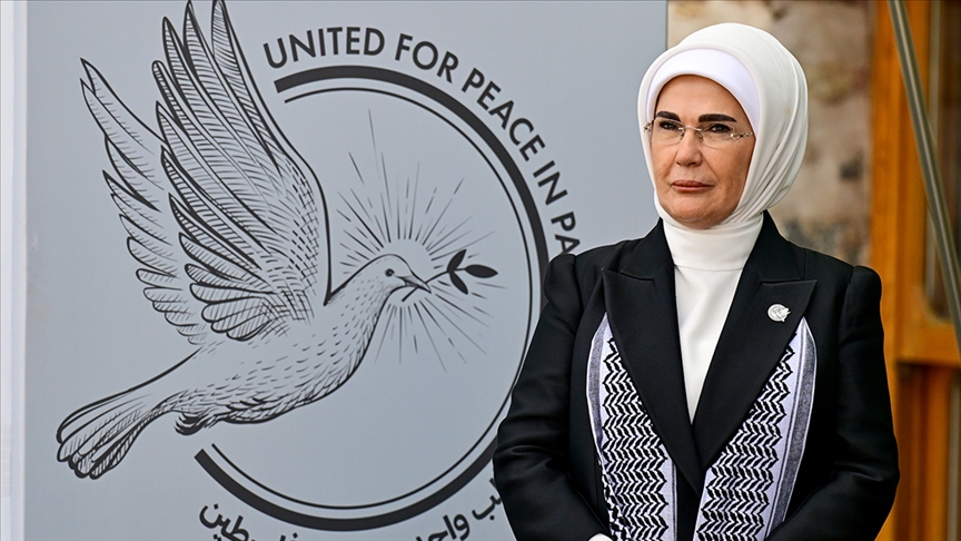 Emine Erdoğan, katıldığı programlardaki konuşmalarında Filistin'de yaşanan zulme dikkati çekti