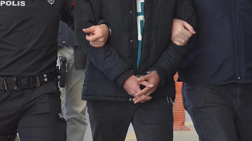 İst. merkezli 5 ilde silahlı suç örgütüne yönelik operasyonda 32 zanlı yakalandı