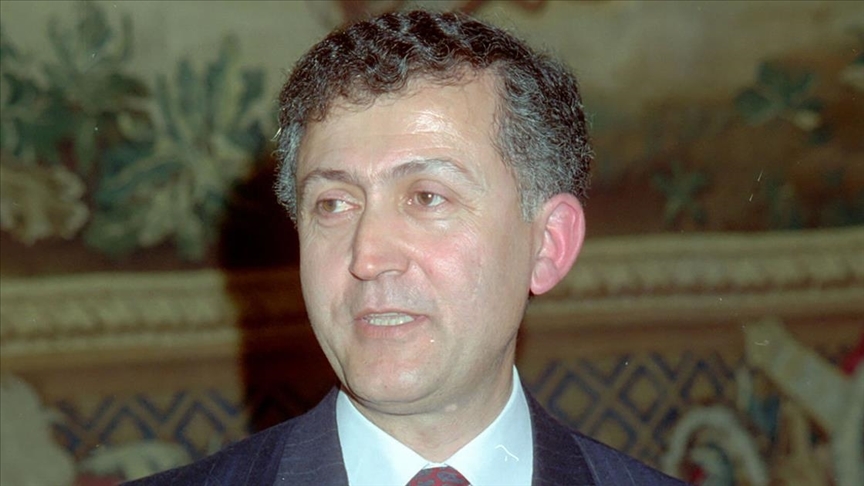 AHMET TANER KIŞLALI SUİKASTININ ÜZERİNDEN 26 YIL GEÇTİ!