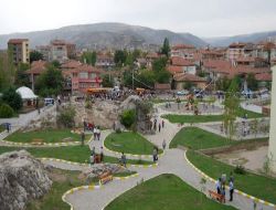 Turhal Belediyesi 4 Parkı Birden Açtı