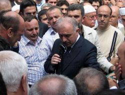 Ak Parti İl Başkanı Pabuşçu, Selde Ölen Arkadaşına Ağladı
