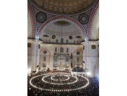 Süleymaniye Camiinde Mevlid Kandili