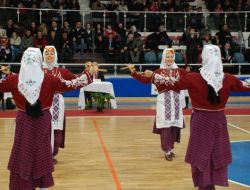 Boluda Okullararası Halk Oyunları Yarışması Düzenlendi