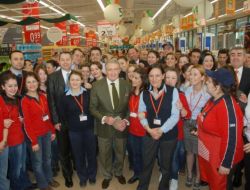 Koç Ailesi İzmirde Toplu Açılışa Katıldı
