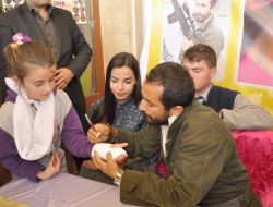 Tek Türkiye Oyuncularına Sorgunda Büyük İlgi