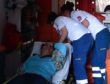 POLİSE HAVAİ FİŞEKLE SALDIRDILAR
