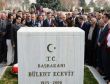 Ecevit kabri başında anıldı!
