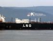 Dev LNG tankeri Çanakkale Boğazından geçti