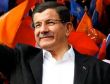 Davutoğlu balkon konuşması yaptı