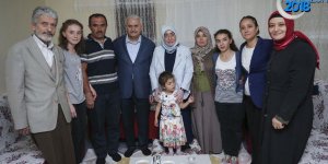 Başbakan Yıldırım iftarda Yeşil ailesinin evine misafir oldu