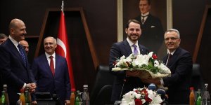 Hazine ve Maliye Bakanlığında devir teslim töreni