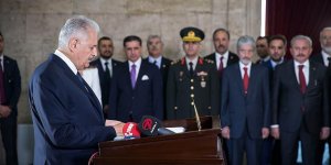 Yıldırım Anıtkabir'i ziyaret etti!