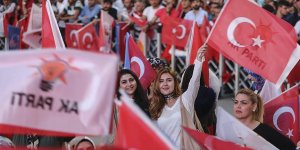 'AK Parti 'Türkiye partisi' kimliğini taşıyan tek siyasi aktör'