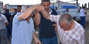 Hayvan pazarlarında sıkı pazarlıklar yaşanıyor