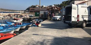 İzmir'de göçmenleri taşıyan tekne battı!