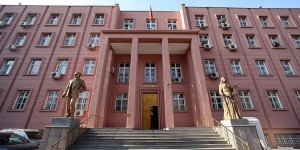 Eski yüksek yargıçların Yargıtayda yargılandığı davada ilk karar
