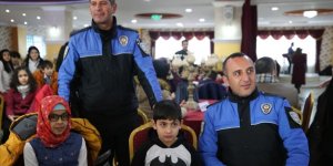 Şehit çocukları için 'karne töreni'