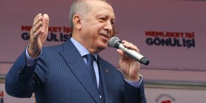 Cumhurbaşkanı Erdoğan: Bayrak düşmanları hala aynı bataklıkta çırpınıyor