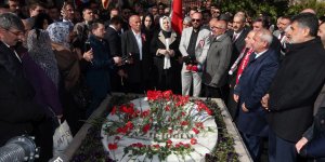 Muhsin Yazıcıoğlu kabri başında anıldı!