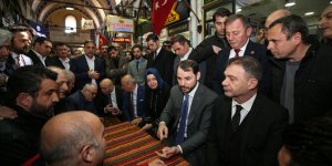 Bakan Albayrak Kapalıçarşı esnafını ziyaret etti