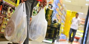 Artık tüm plastik poşetler 25 kuruştan satılacak