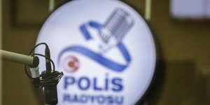 Polisin gülen yüzünü radyo dinleyicisiyle buluşturuyorlar
