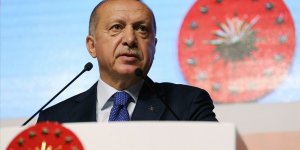 Cumhurbaşkanı Erdoğan: Notre Dame Katedrali'ni tahrip eden korkunç yangın bizi de derinden sarstı