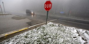 Bolu Dağı'nda kar yağışı