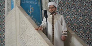 İmamlar hutbeyi 'prompter'den okuyacak