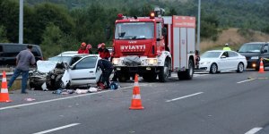 Anadolu Otoyolu'nda trafik kazası: 2'si çocuk 13 yaralı