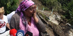Zonguldak'taki sağanağın ardından ev ve iş yerilerini su bastı