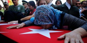 "Şehitlerimizi uğurluyoruz"