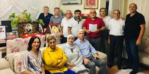 Diyarbakır annelerinin oturma eylemine Antalya'dan destek