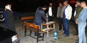 Çankırı'daki sarsıntılar vatandaşı sokağa döktü