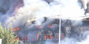 Tuzla'daki fabrika yangınında patlama: 2 yaralı