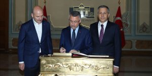 Cumhurbaşkanı Yardımcısı Oktay, İstanbul Valiliğini ziyaret etti