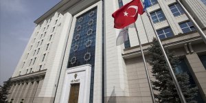 AK Parti kampa giriyor..