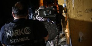 İstanbul'da uyuşturucu operasyonu: 35 gözaltı
