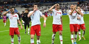 Milliler adım adım tarihi başarıya gidiyor..