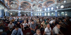 "Mehmetçik teriyle ve kanıyla dünya tarihini yeniden yazıyor"