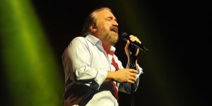 Volkan Konak Almanya'da konser verdi